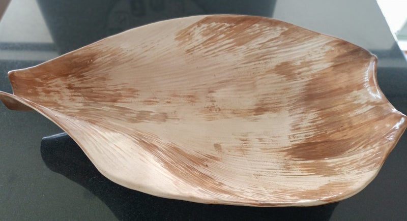 Ceramic nikau palm frond Carousel 1