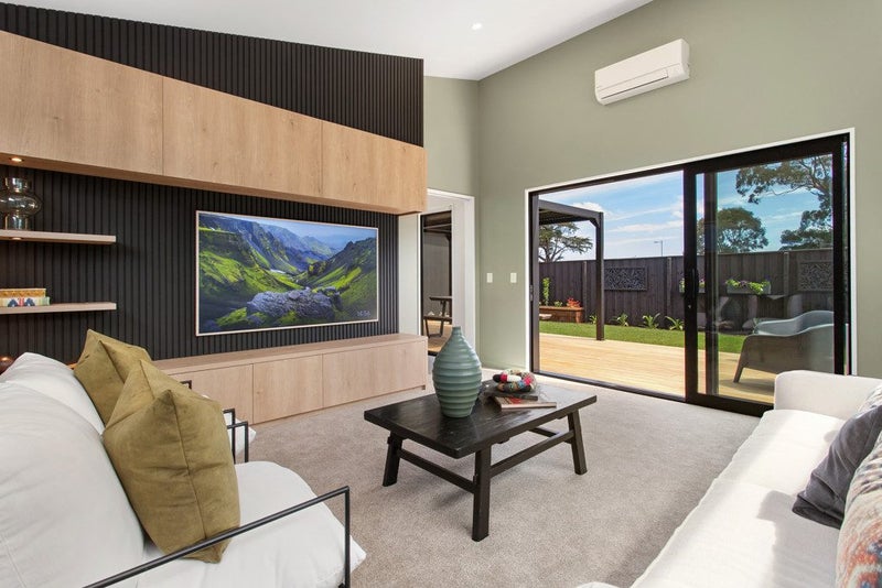 Elevated Style, Exceptional Location64360673872387112