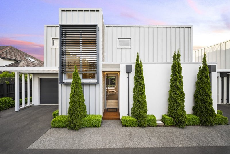 Refined, Stylish and Understated64360775746817110