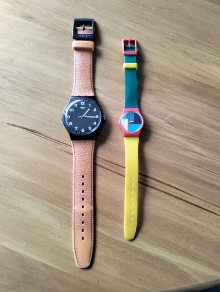 2 SWATCH WATCHES Carousel 1