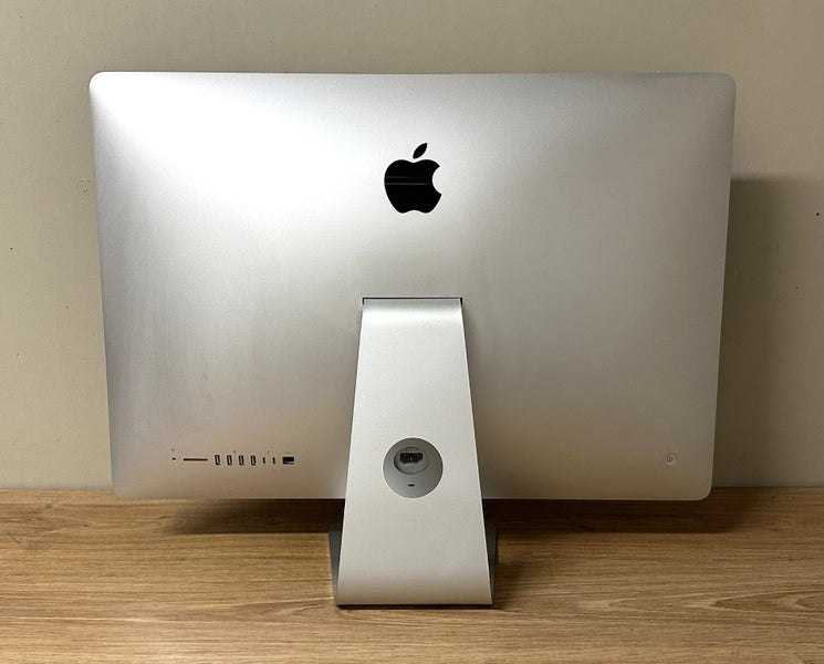 27" iMac 10 Core i9, 5K - 2020 Model with UPGRADES Carousel 2