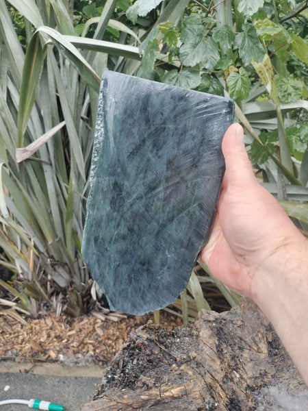 Greenstone slab 1.4 Carousel 1