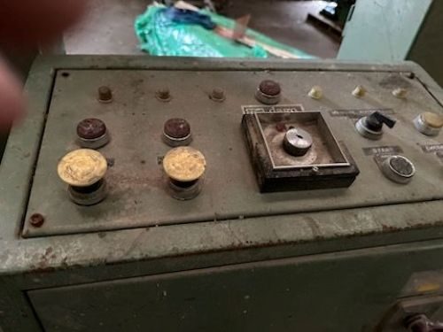 Auto Press64438745657219112