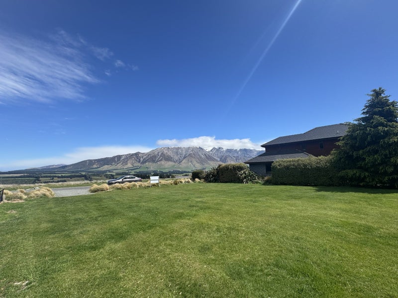 Discover Your Alpine Escape - Terrace Downs64361704044290113