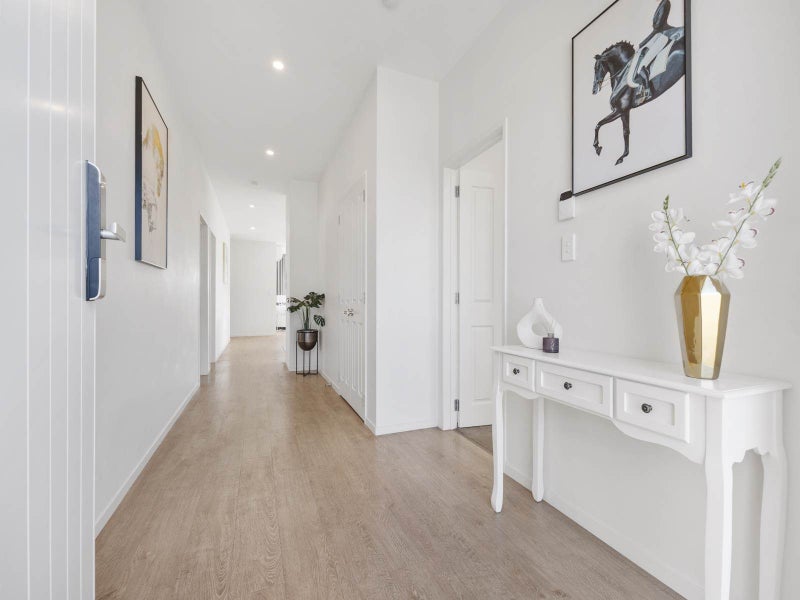 Step Into Your Dream Home – Where Family Livin...64423298115715111