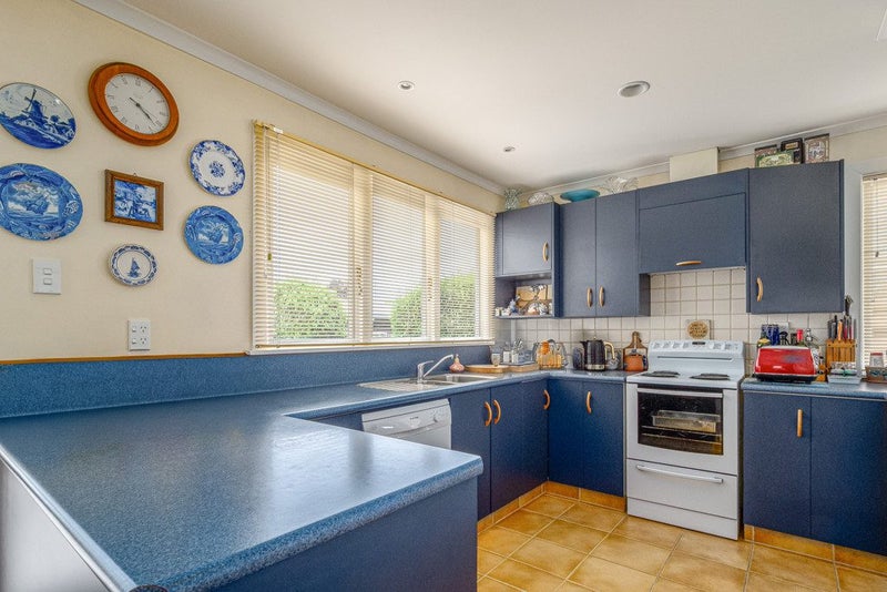 Art Deco Charm in Top Location64362187843073111