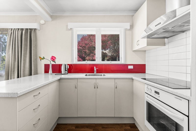 Handy Location - Must Sell!64362385697153113