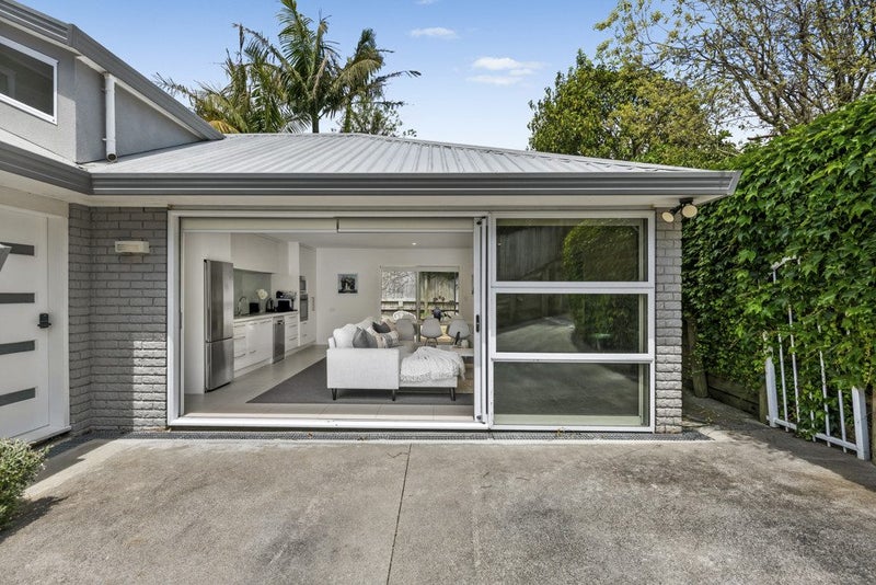 One Home, Two Generations, Endless Possibilities64362687047553113