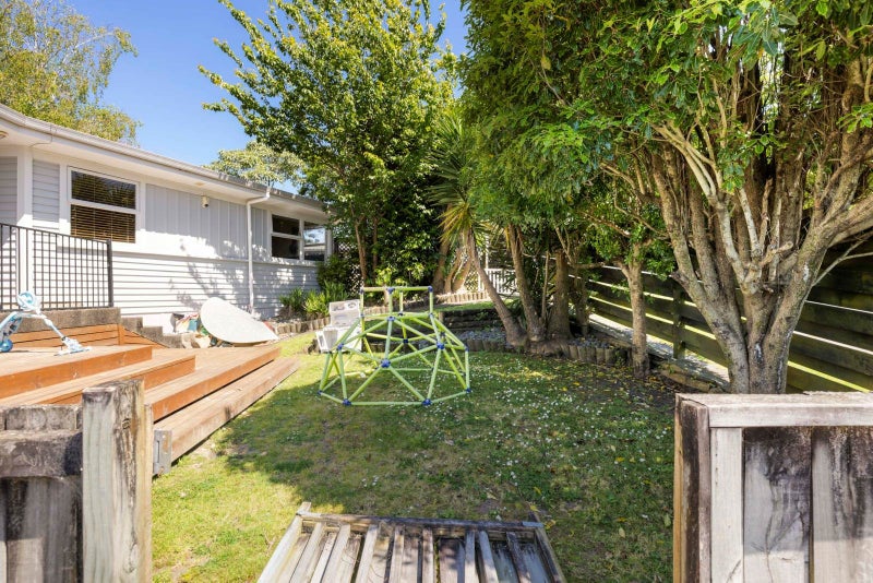 Sunny, Spacious And Full Of Potential64362582062465112