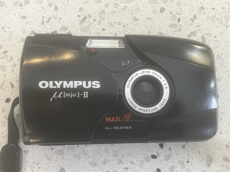 Olympus mju ii (not currently working) 3x film64363003620609111