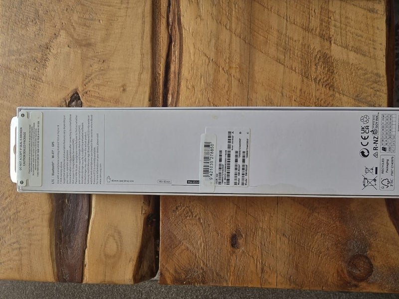 Samsung Galaxy Watch6 – Brand New & Unopened64363315935361111