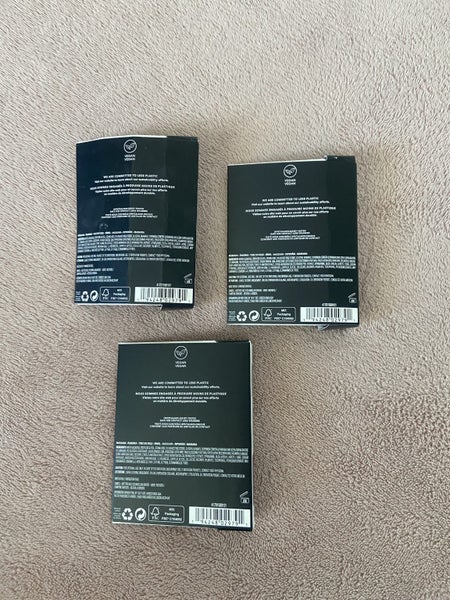 3 x Bare Minerals Maximist mascaras Carousel 2