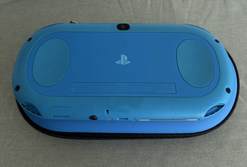PS Vita 2000 – Aqua Blue | 64 GB | Fully Set Up64366665502211112
