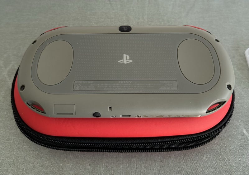 PS Vita 2000 – Khaki Black | 64 GB | Fully Set Up64367456223105112