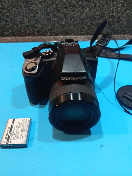 Olympus Stylus SP-100EE 16 MP Digital Camera Super Zoom 4.3-215mm64364868968322110