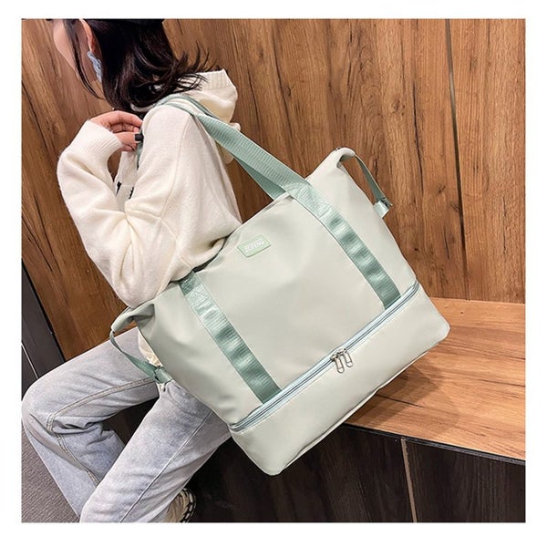 Travel Duffel Bag Luggage Sport Gym Tote Bags E0536GN0 Carousel 2