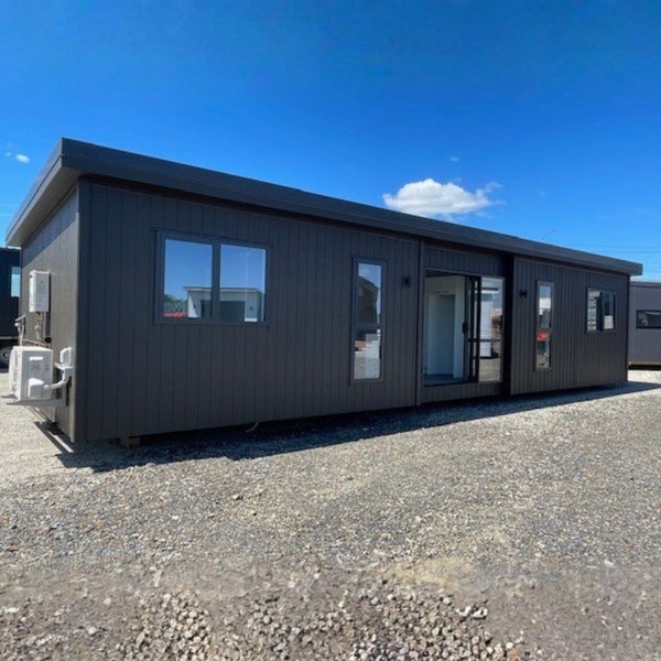 unit2go | 2 Bedroom Premium Cabin - 12.6 x 4.4m Carousel 1