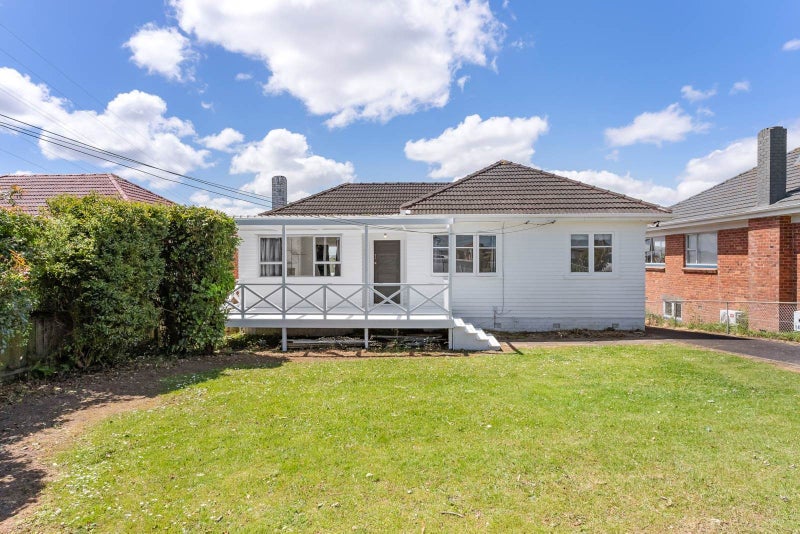 809m² of Possibility – A slice of Central Auckland64367121618563111