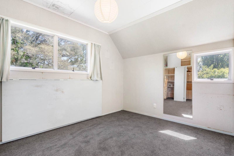 Do-Up Delight In Great Location64367223282817113