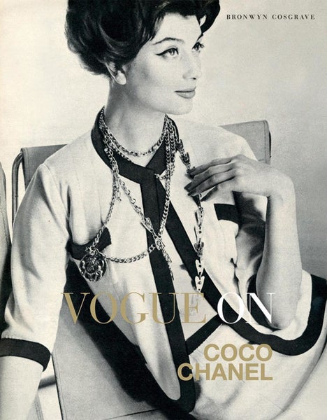 Vogue on: Coco Chanel by Bronwyn Cosgrave - Hardcover Carousel 1
