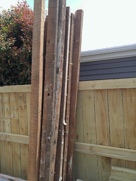 10x KAURI 8'+ studs 4x2 sound timber NOT Matai rimu PRICE for ALL Carousel 2