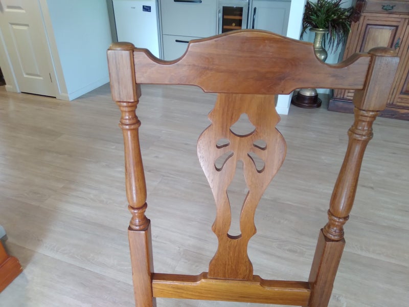 Square Dining Table64370315499649113