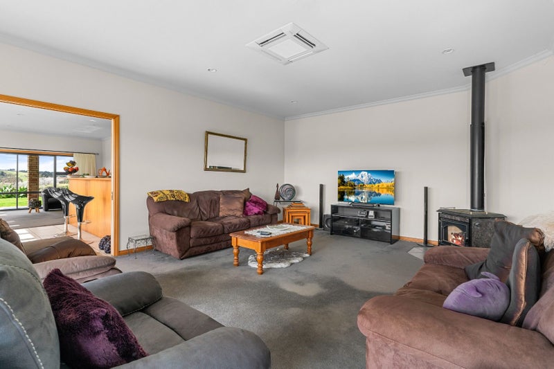 Ruatangata, 4 bedrooms64370271337347112