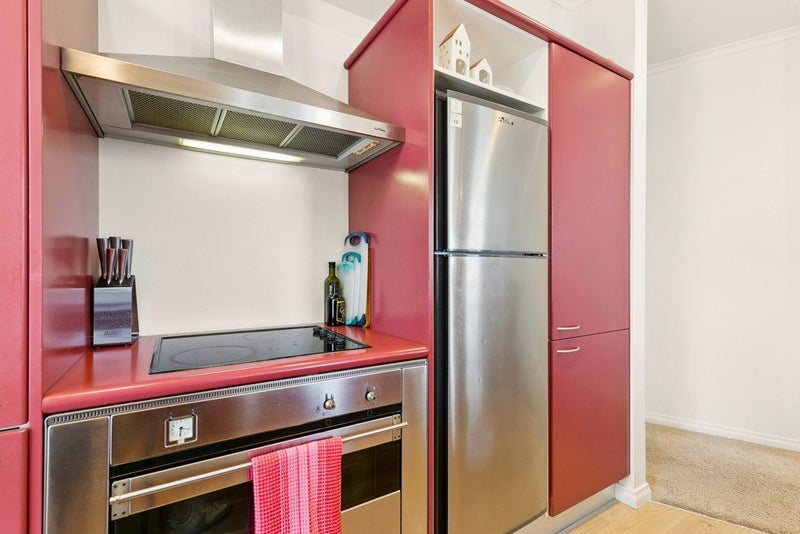 INVESTOR ALERT !! WATERFRONT APARTMENT !!64448068627201114