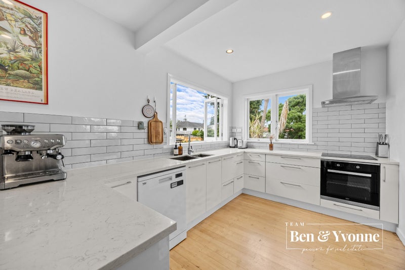 Sunset BBQs with Wait&#x101;kere Views!64370575416322114