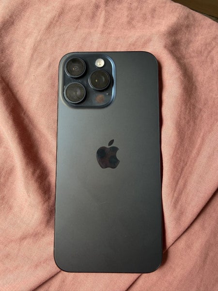 iPhone 15 PRO MAX64370935777411110