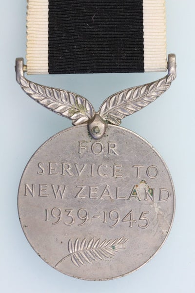 WWII 1939-1945 NEW ZEALAND WAR SERVICE MEDAL Carousel 1