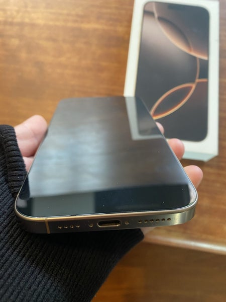 iPhone 16 pro max (256gb)64371037387522113