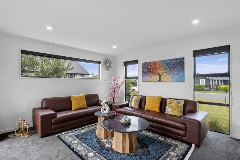 Stylish, Modern and Spacious64448959643395114