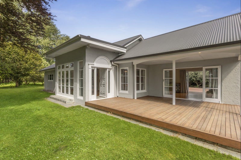 Move to Matangi64448959565698110