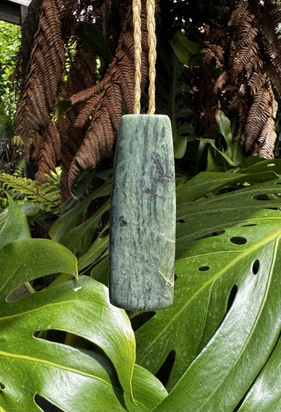 New Zealand Pounamu Hei Toki Carousel 1