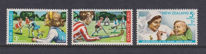 0960/2. NZ - 1971 Health Set (3) - UHM Carousel 1