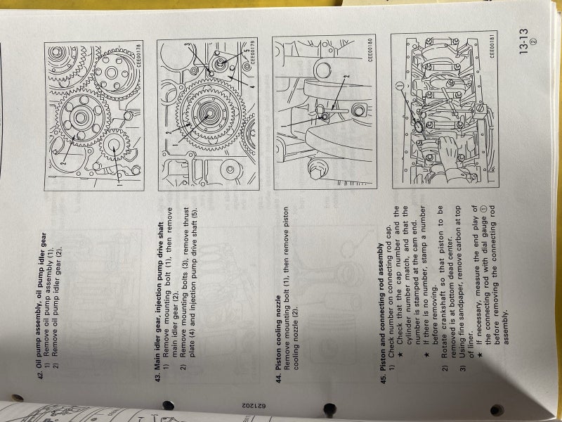 Komatsu 6D140 engine service manual Carousel 4