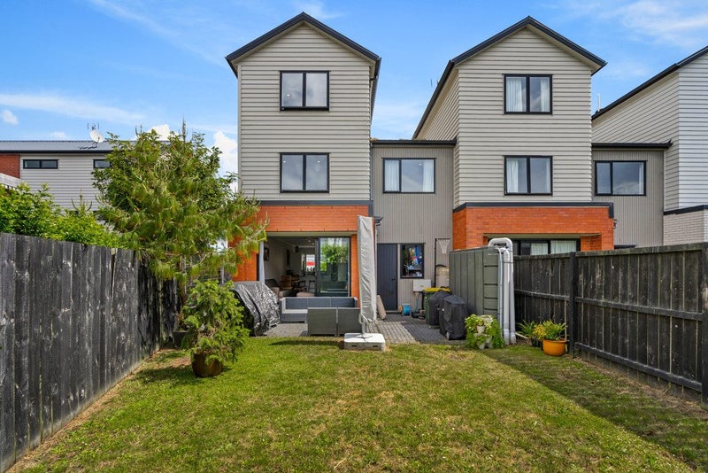 Perfectly Placed, Powerfully Spaced!64372280311681111