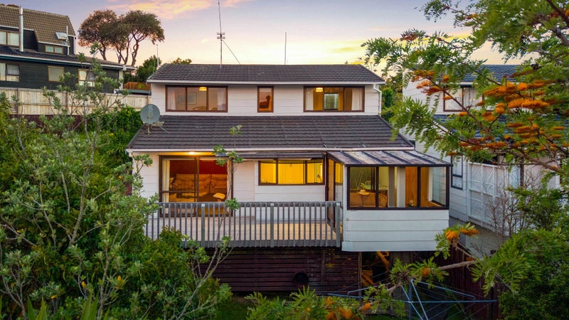 3 bedrooms & In Zone for Rangitoto!64372382290947111