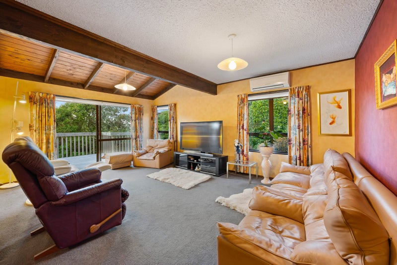 3 bedrooms & In Zone for Rangitoto!64372382290947112