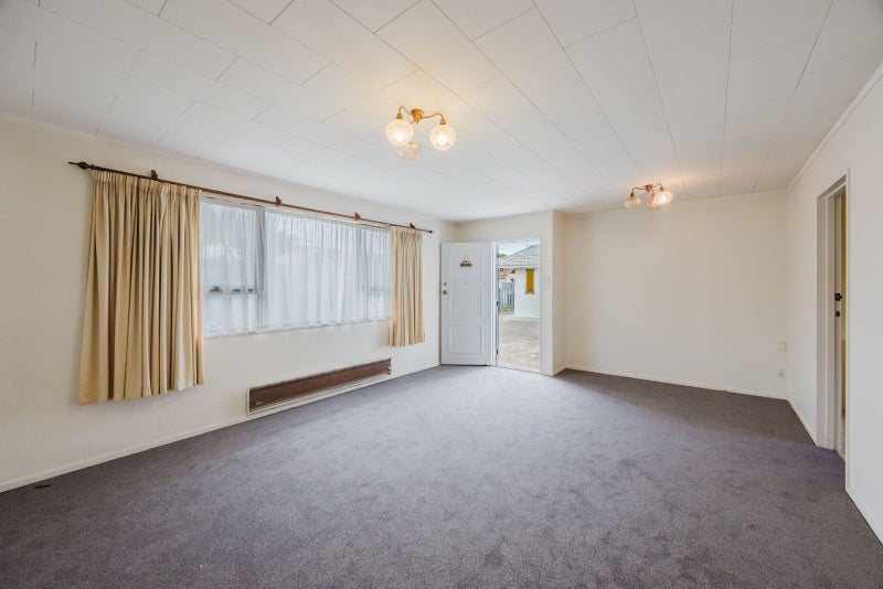 Move in next week64372586098177111