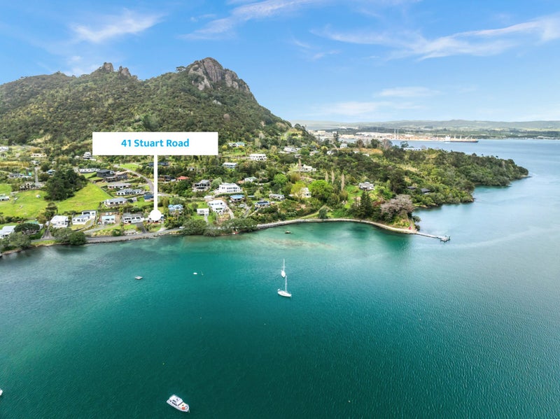 Waterfront Charm in Sought-After McLeod Bay64372689808259110