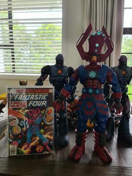 fantastic four 184comic book and Galactus 20inch eye and talking figure64583421748482111