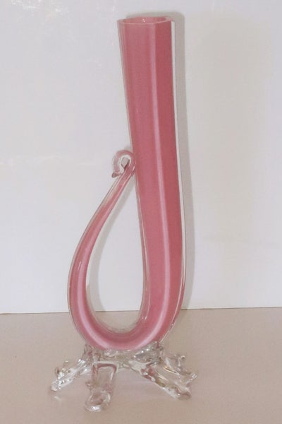 ***VINTAGE HANDBLOWN PINK GLASS VASE CLEAR GLASS FEET*** Carousel 1