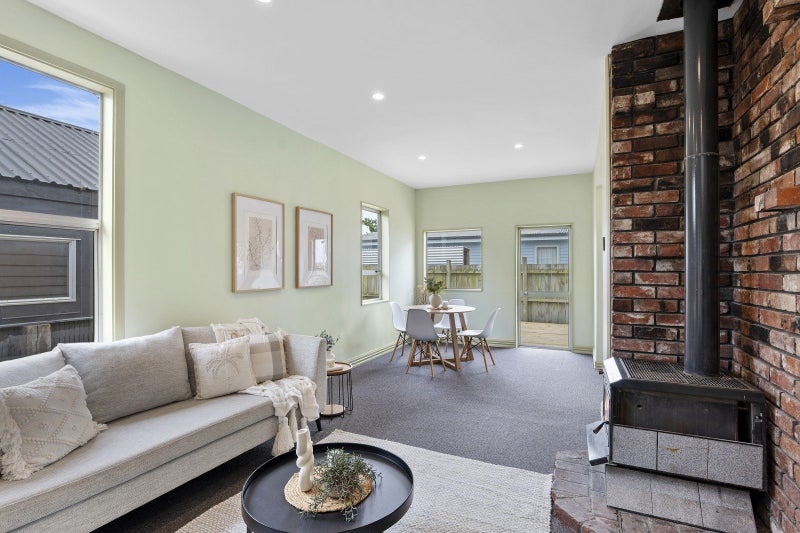 A storybook cottage64372952328451114