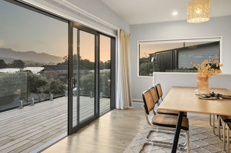 Raglan Coastal Serenity64373484861187112