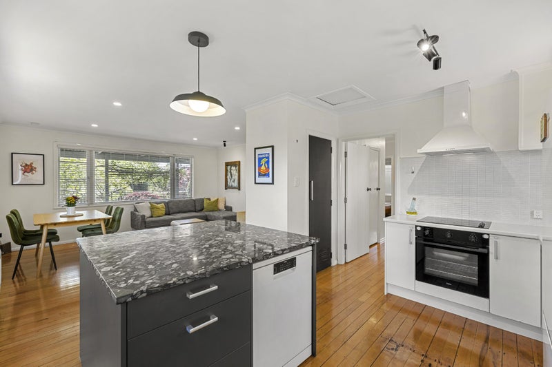 Character Charm with Private Garden Oasis64469675454593113