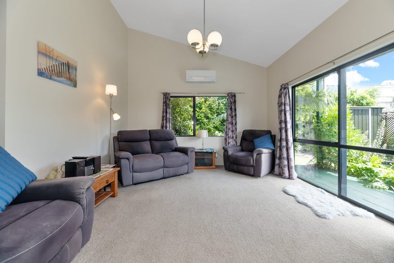 Just Right in Lynfield: 201B Halsey Drive64373070330497113