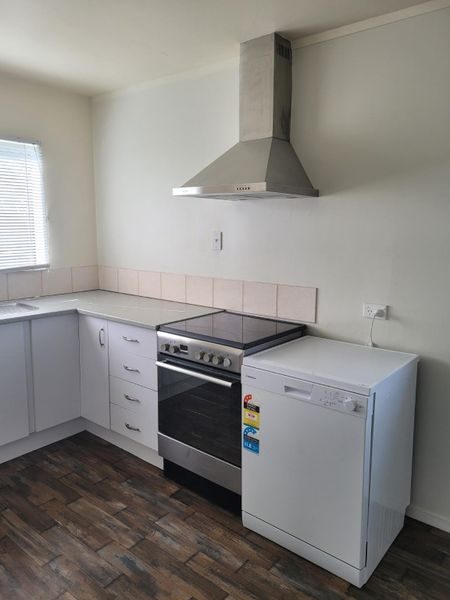 Owhata, 3 bedrooms64373172760321114