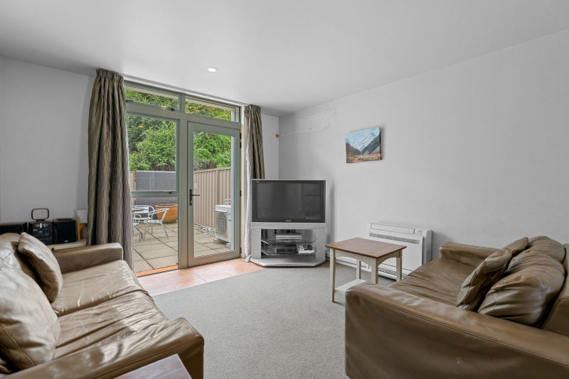 Simple central investment64550566791938114